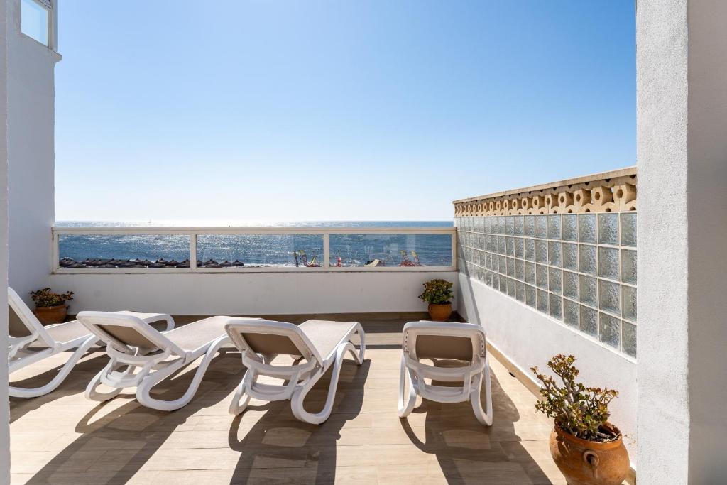 219 Frontline beach Luxurious - 4