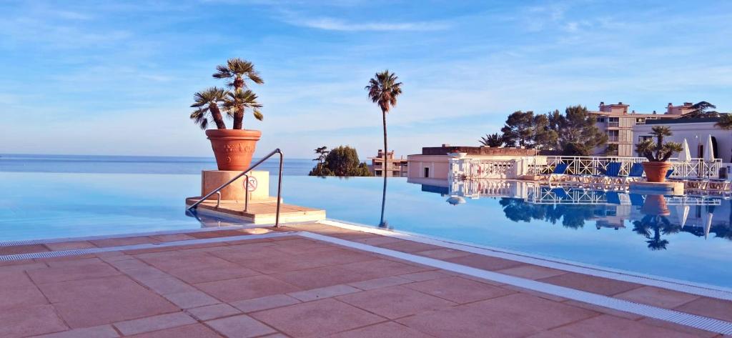 Cannes Sea View & Pool - Walk to Beach - Parking - 2