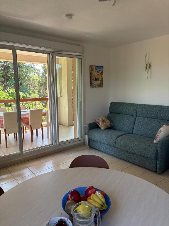 Comfortable Family Apartment Near Beach & Golf - 2