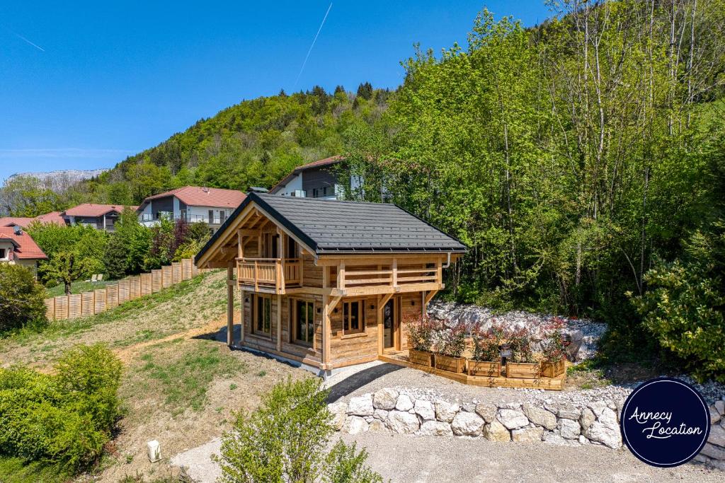 Cozy Chalet with Terrace Peaceful Nature Views - 2
