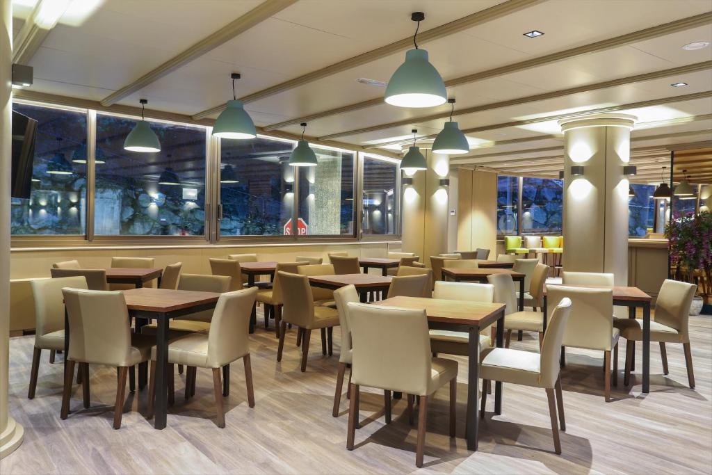 Bar/lounge