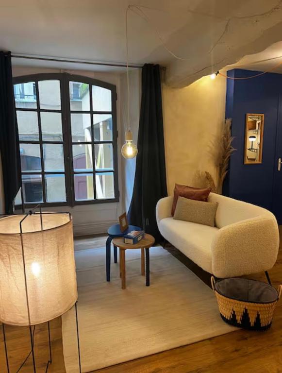 Le Petit Horloge, Hyper centre de Rennes - 4