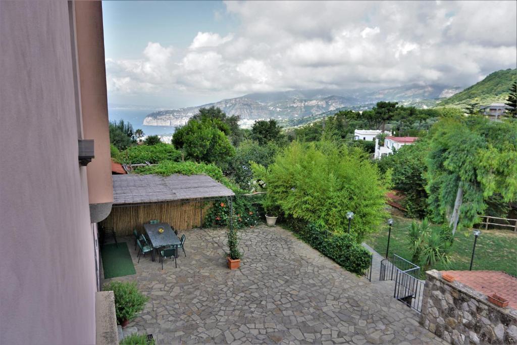Villa Rosa private Jacuzzi with sea view - 2