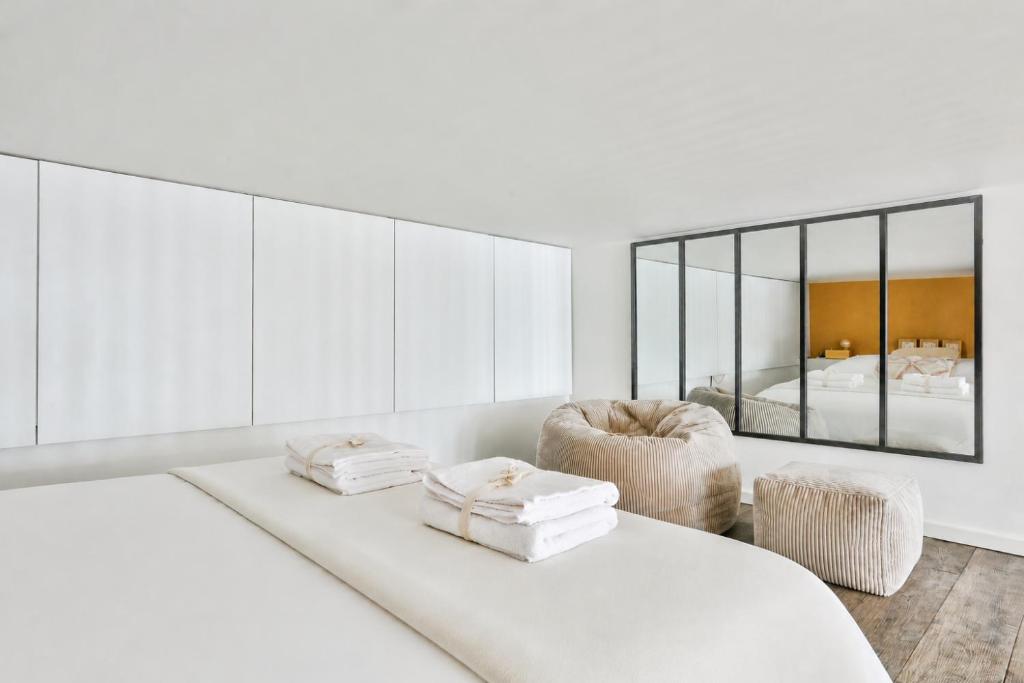 Artist's Loft - Bastille - 3