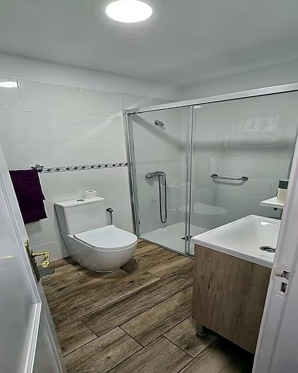 California Studio with balcony and pool in Playa Jardin! - 2