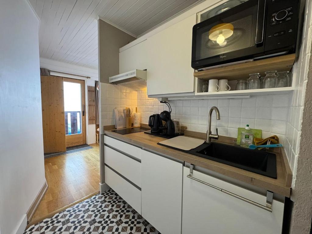 Gd Casse 9 - Studio cozy 4 pers - Vue sur les monatgnes - 2
