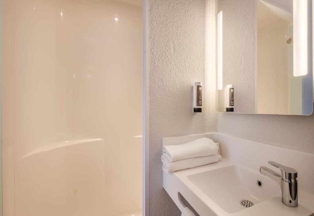 B&B HOTEL Antibes Sophia Antipolis - 5