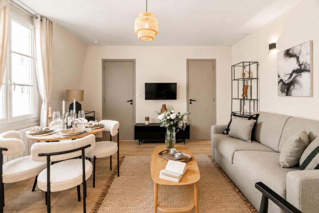Stunning property near Arc de Triomphe - 2