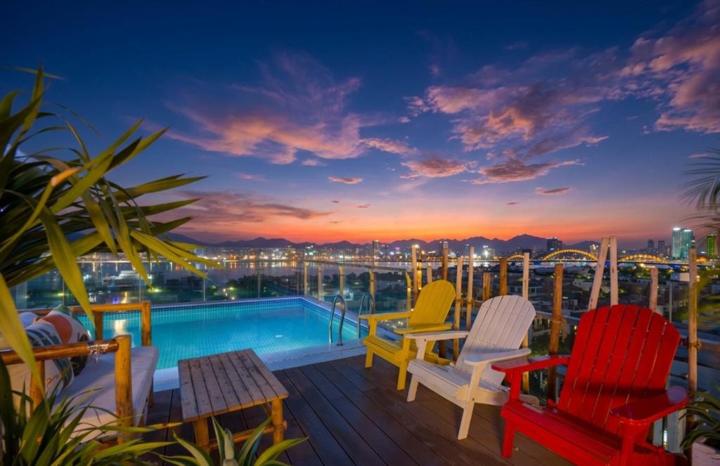 Santori Hotel and Spa
