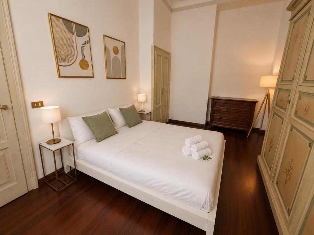 Private Garden & Free Parking - 2 Bedroom Apartment - 4