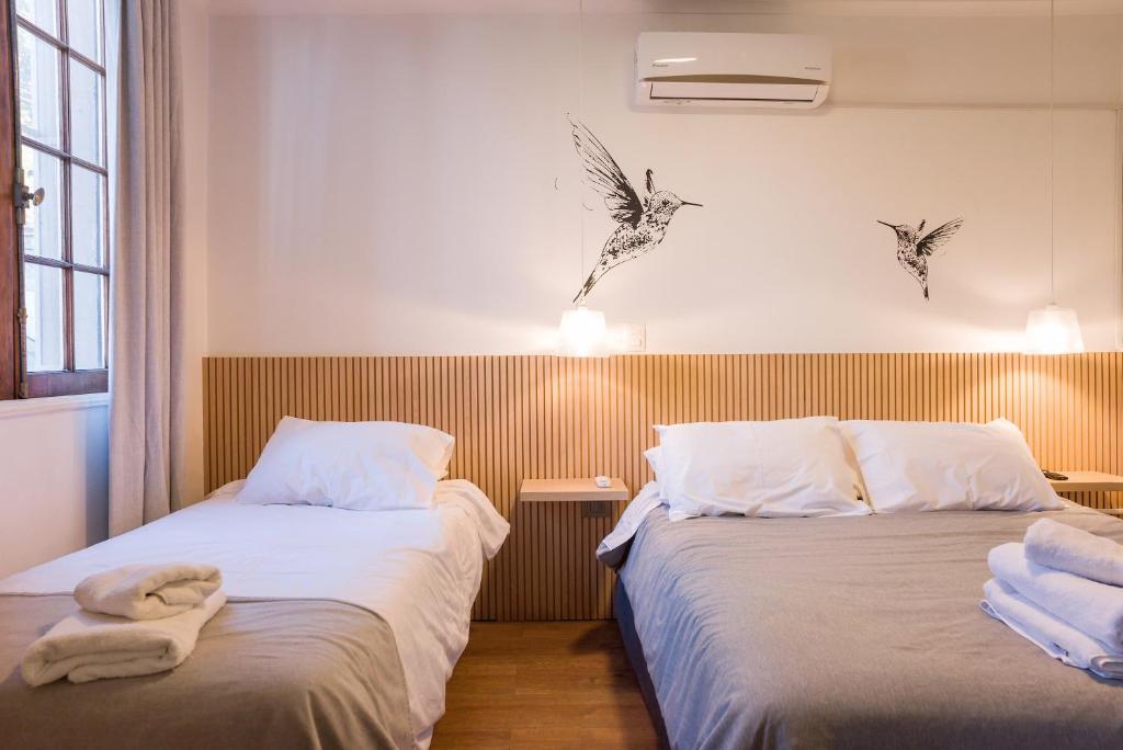 Chic 1BR Suite in Salvador Sleeps 3 Near Metro - 1