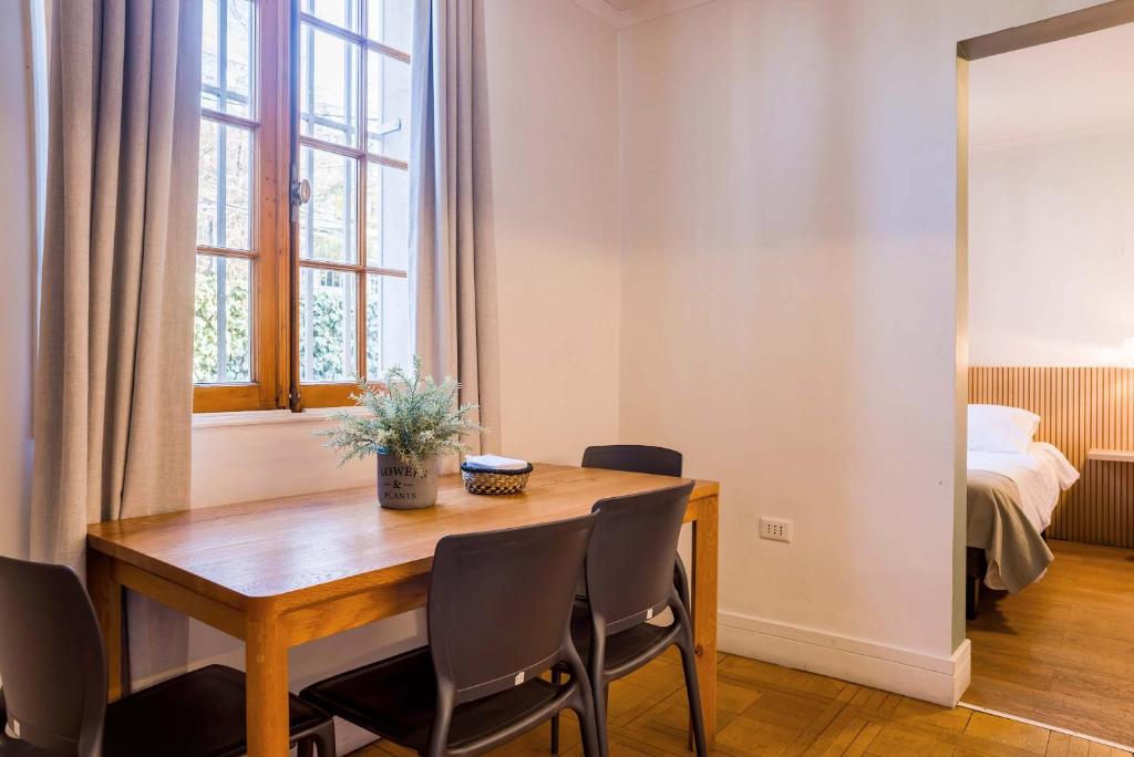 Chic 1BR Suite in Salvador Sleeps 3 Near Metro - 4