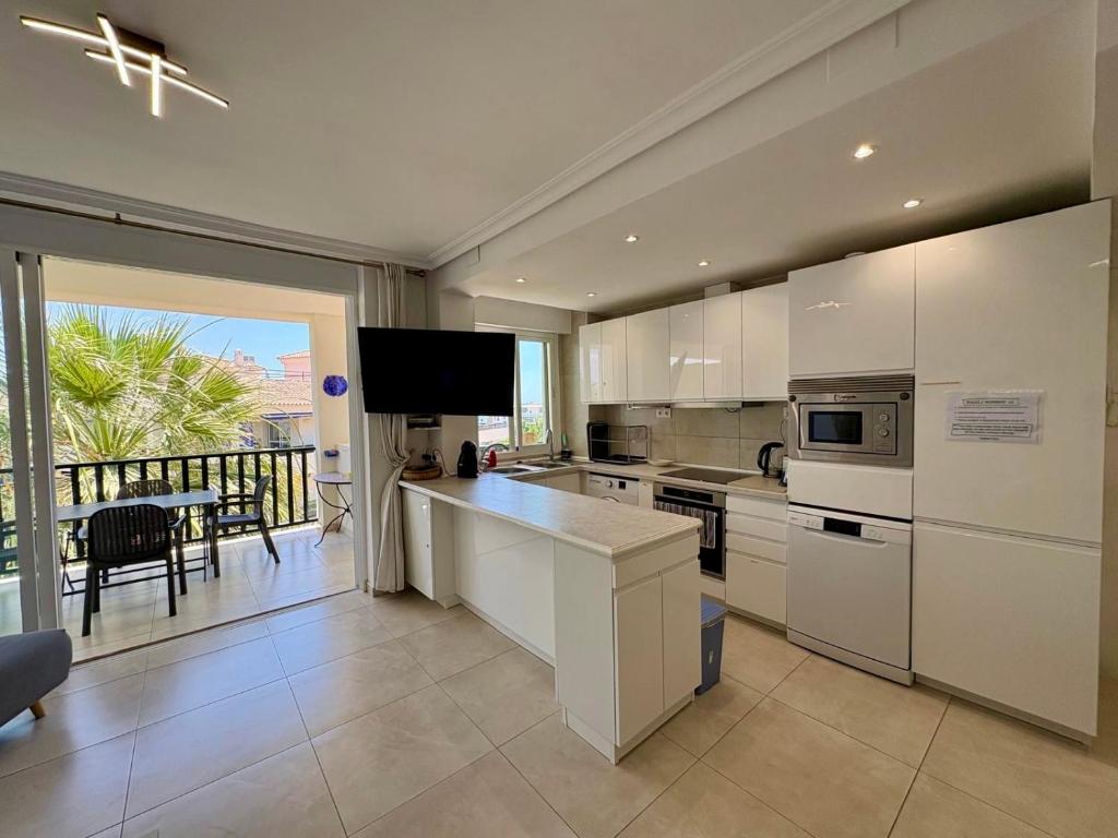 Flat -Puerto Banus Locrimar 3-Pool-Parking - 3
