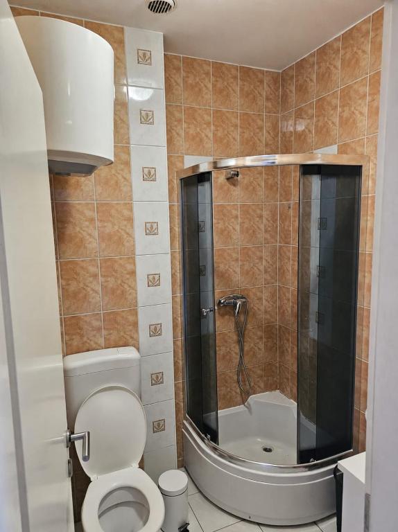 MoCity Studio Apartment - 5