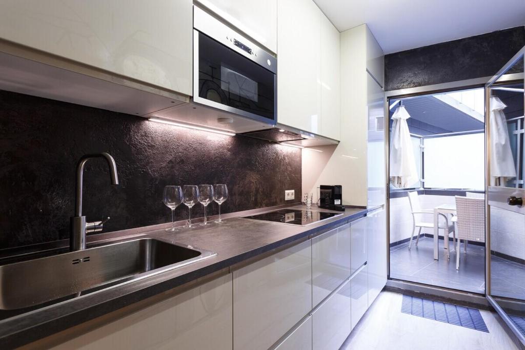 Picasso-Style Apartament - 3