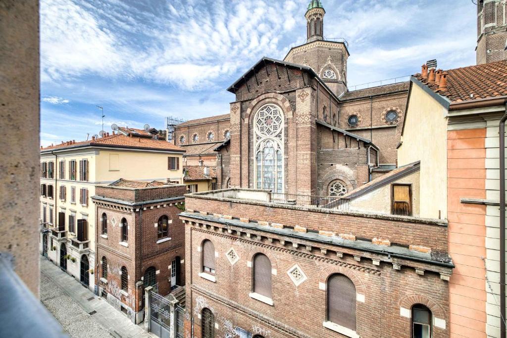 Bright 1BR with Balcony in Navigli - 4