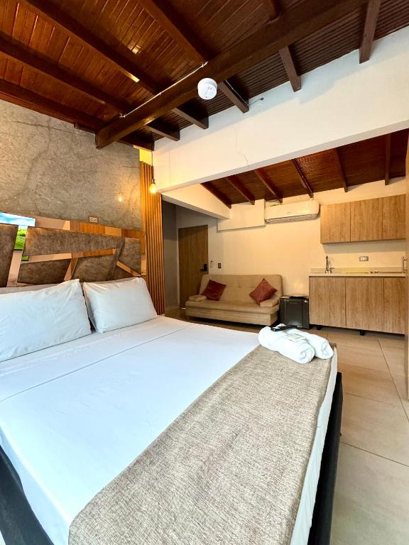 Urbanity Living La 70 Medellin - 5