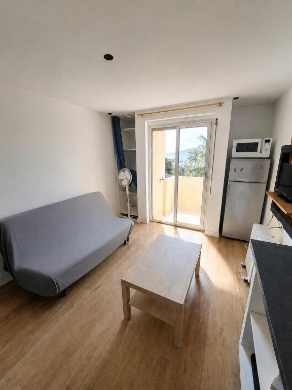 Studio avec vue et parking privé - 1