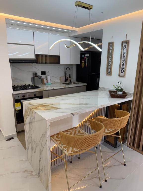 Moderno y Exclusivo Apto cerca a Jardín Plaza - 5