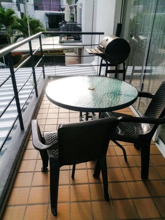 Confortable apartamento con piscina - 2