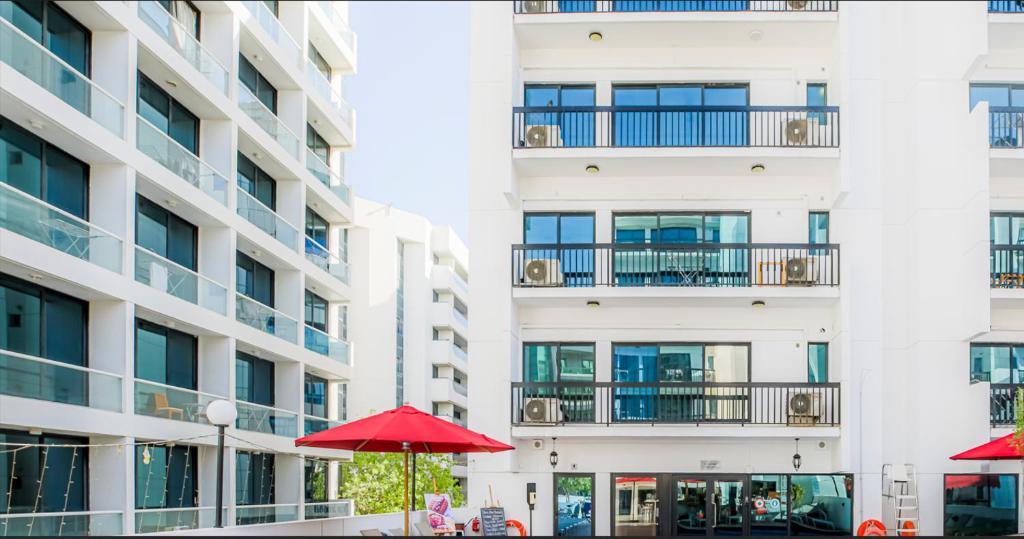 Balcony/terrace, Golden Sands 3 Hotel Apartments in Dubai