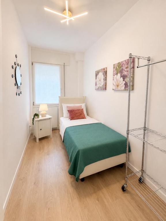Paola's Home - by Domus Property - 3 Camere da letto a 5 minuti dalla stazione di Treviso - 5