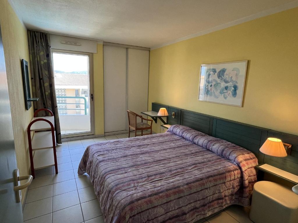 OPEN 41m2 4eme etage vue sur piscine - 3