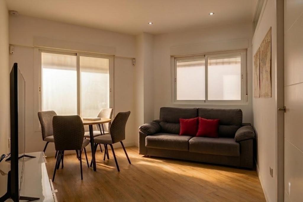 Apartamento moderno céntrico con AC y Luz natural - 1