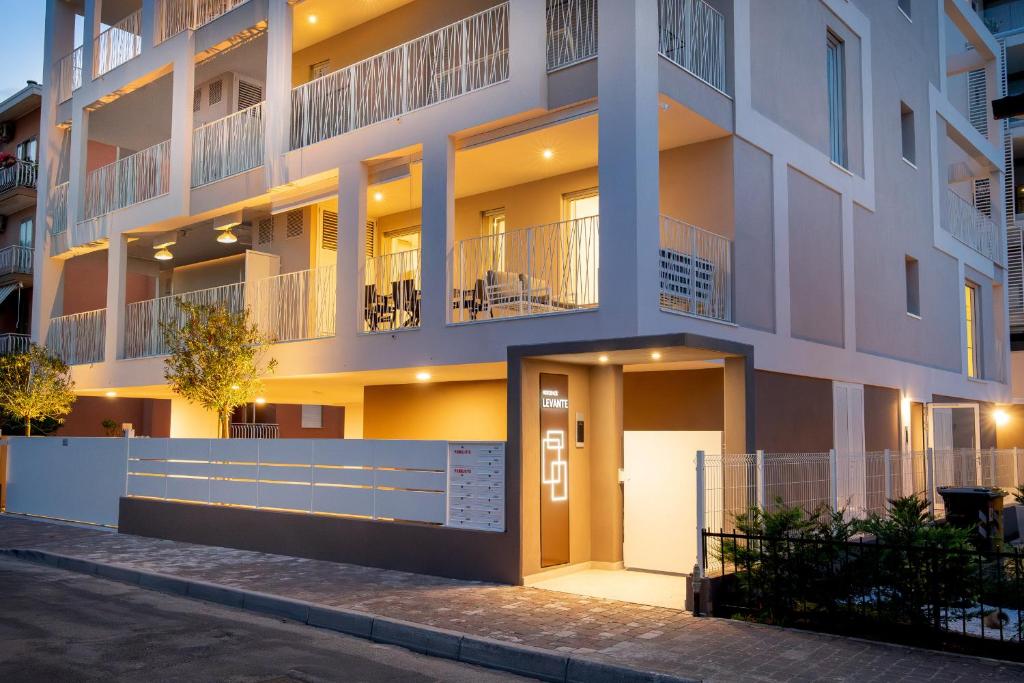 LEVANTE for a luxury stay - Superior - 2