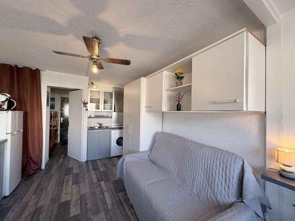 Studio plage du Grazel avec parking privé - GN590-002 - 2