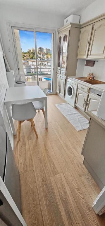 Mimosas Wilson Bright 3BR w Sea View 5min Beach - 5