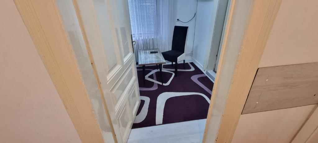 AMY APARTMAN - 5
