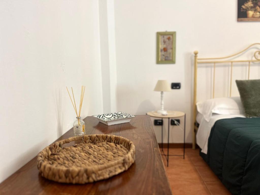 Donna Acciuga - 2