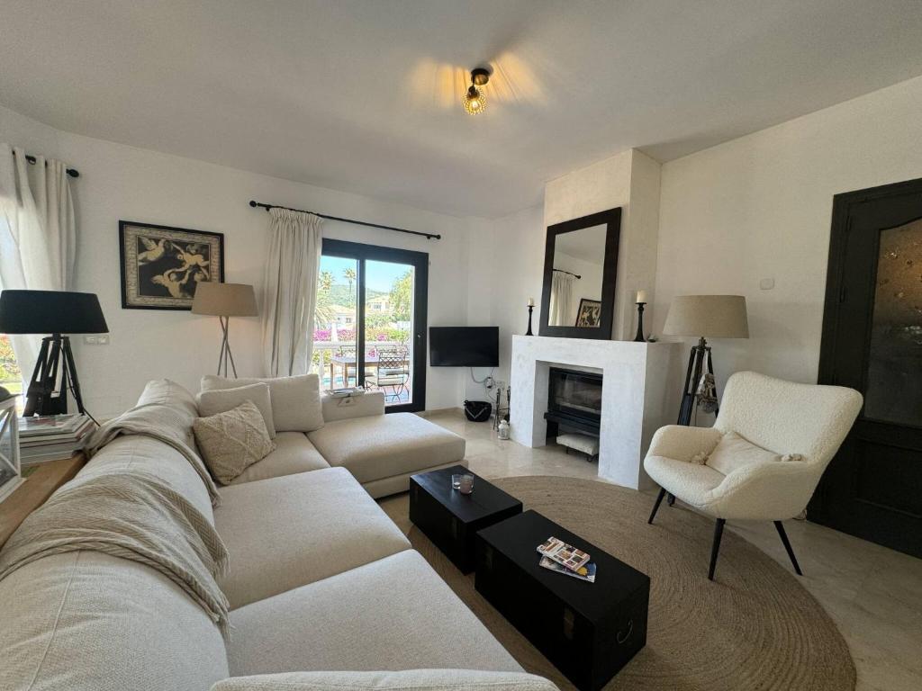 3308 Villa Oasis - 3