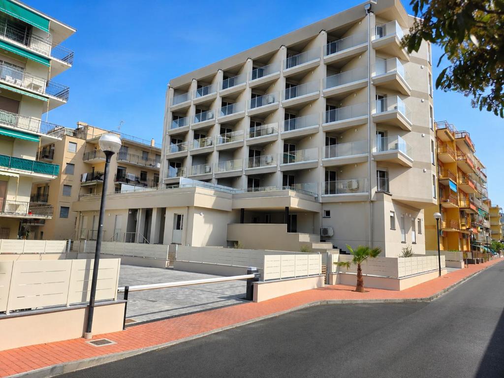 Mediterranea, davanti al Mare con parcheggio privato - 4
