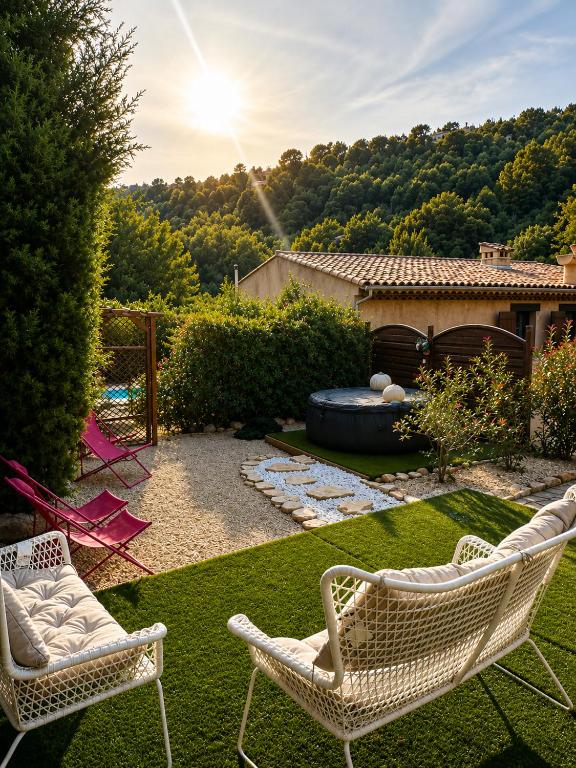 Maison indépendante au Clos de Vence avec jacuzzi privé et piscine partagée ouverte du 15 mai au 15 septembre au coeur de la nature - 3