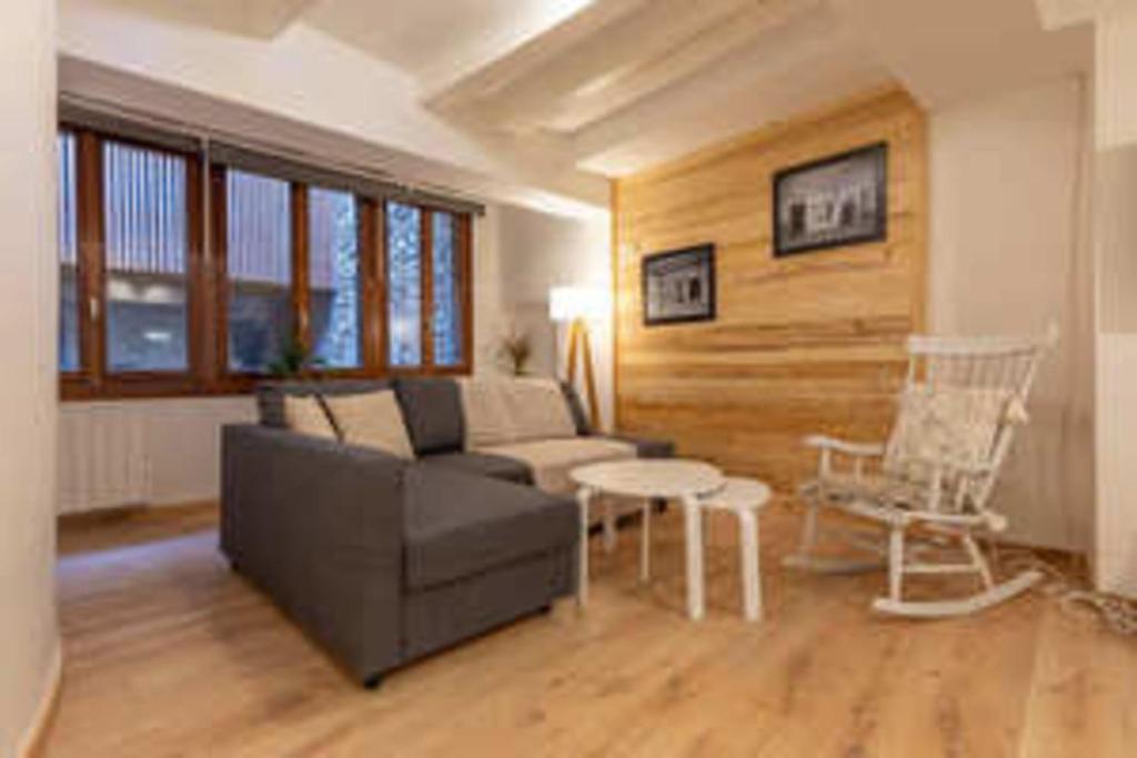 Spacious studio near Lake Annecy - 4