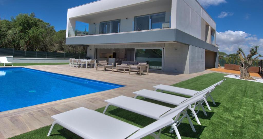 Modern Villa Olivera with Private Pool - 4