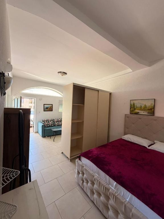 White Hills Apartments Budva - 4