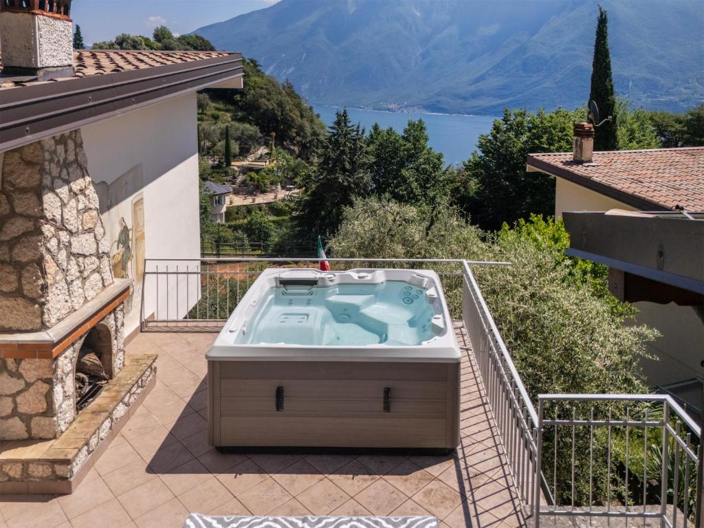 Villa Natura Panoramic Lake Garda - 4