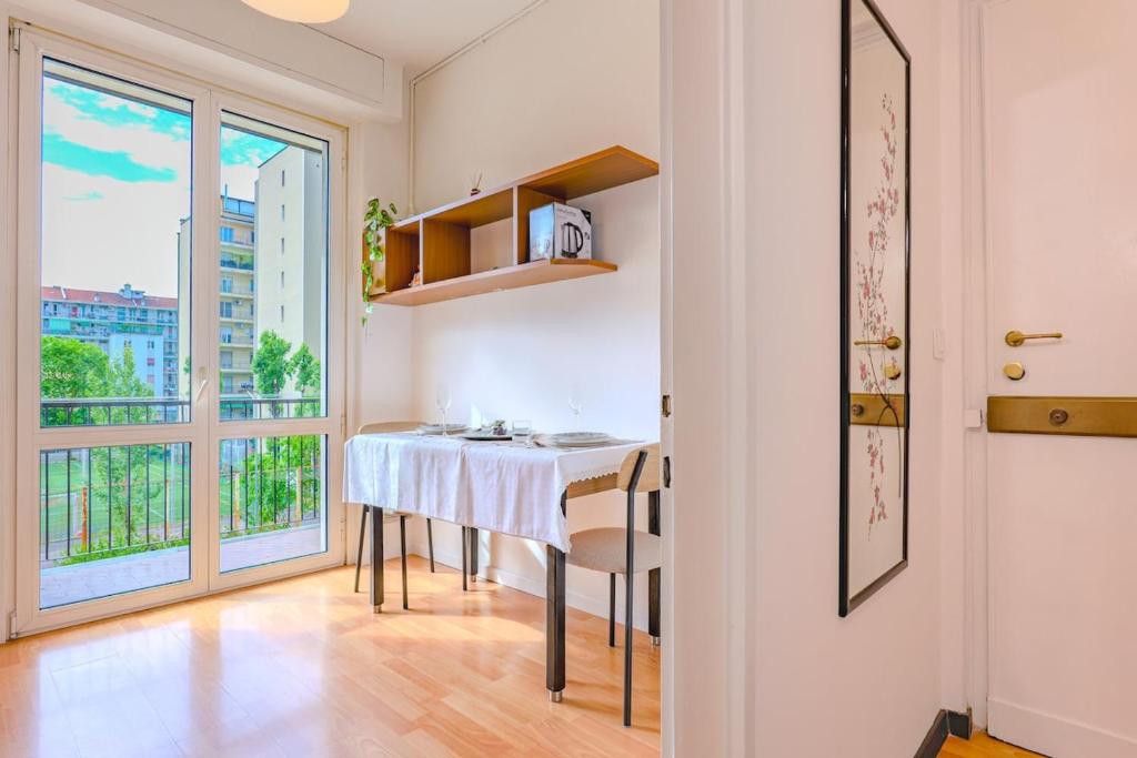 Apartment in Porta Romana, Garage, AC, WiFi - 4