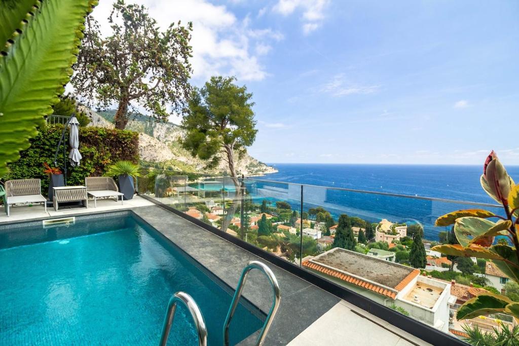 Villa with panoramic sea view - Private pool - 3