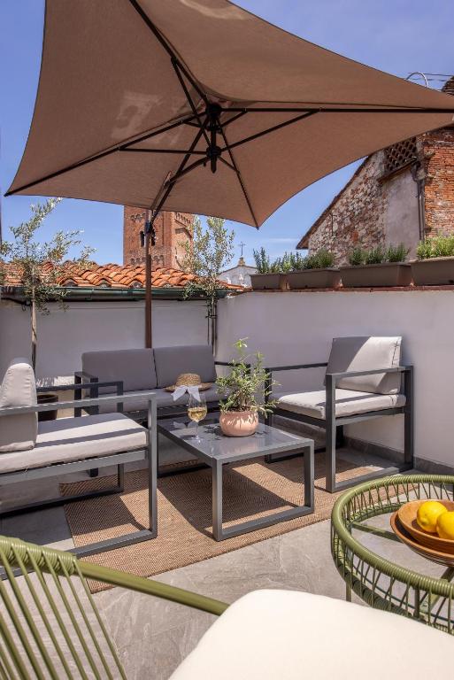 Lucca Old Town Apartment - 3