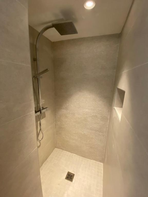 Jolie pavillon avec jardin privé - 3