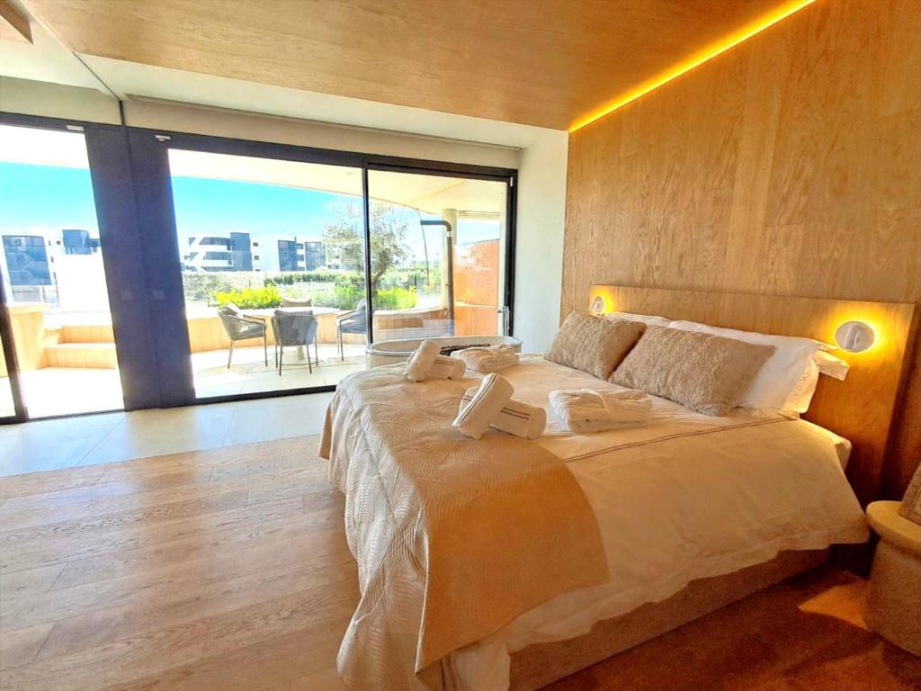 Luxury 2 Bed South Residence El Higuerón with private plunge pool - 4