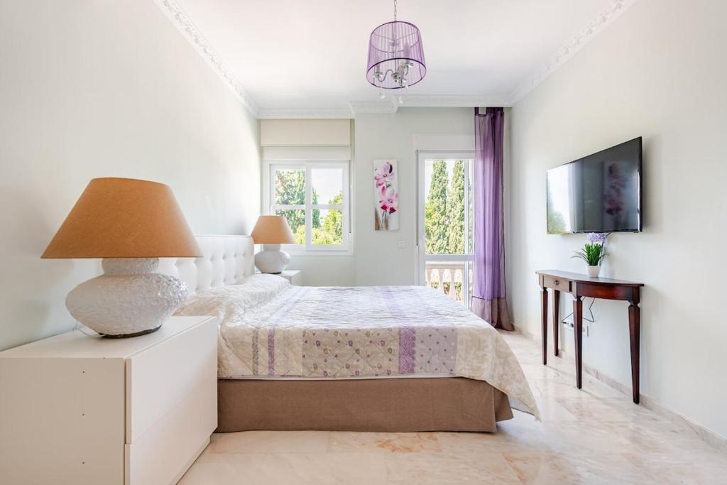 Coastal Family Home - 5