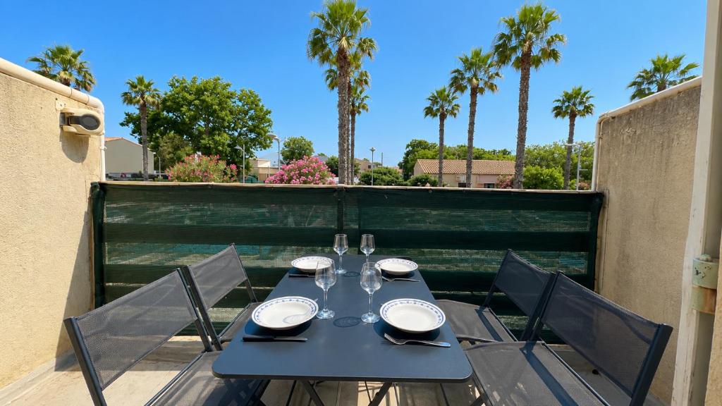 Duplex avec Balcon - Climatisation - 150 m de la plage - 1