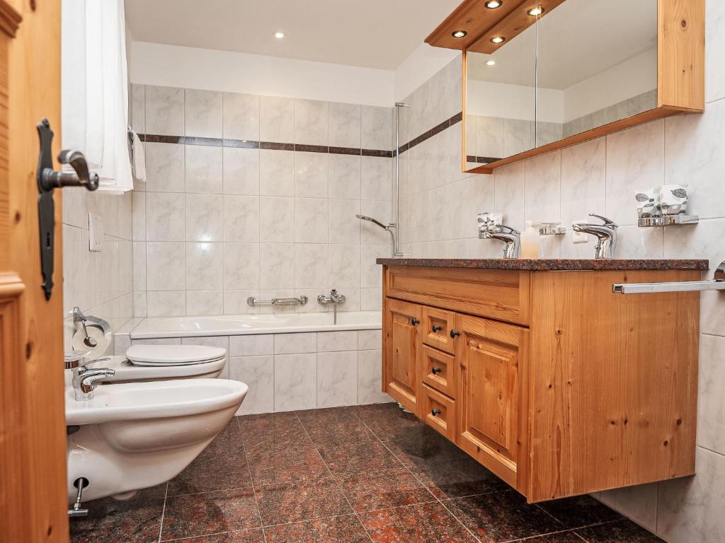 Apartment Chesa Dal Luf B5 by Interhome - 4