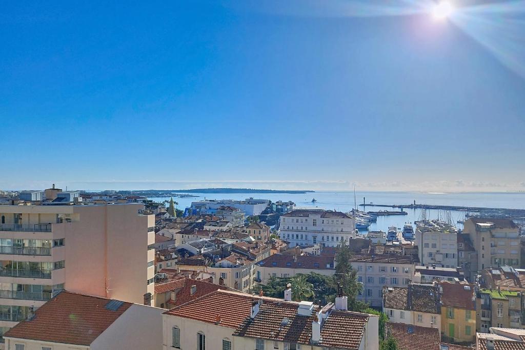 AGENCE HENRI CAMILLE -Goelands - 3 chambres très grande terrasse vue mer - 2