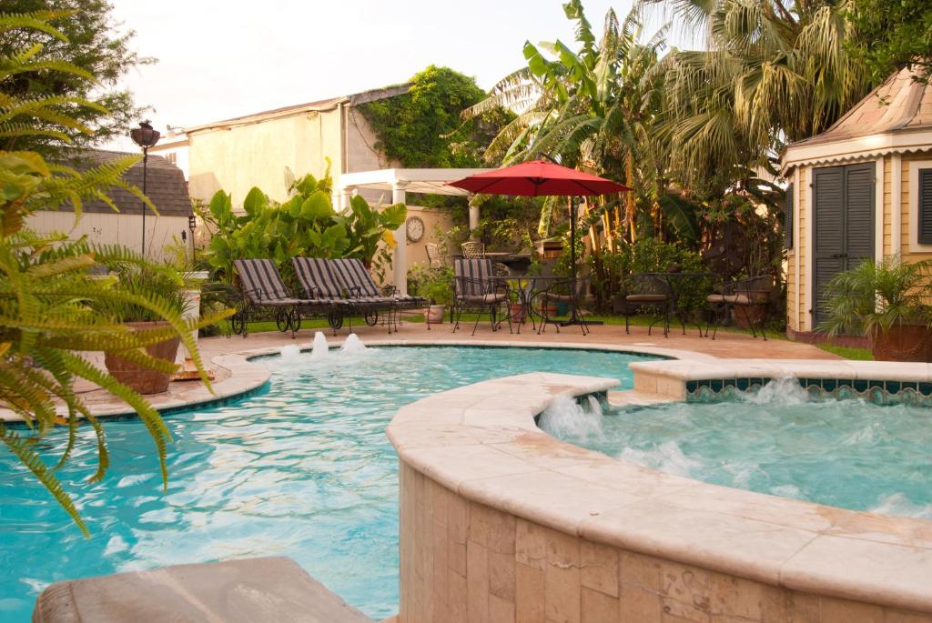 HH Whitney House - A Bed & Breakfast on the Historic Esplanade photo
